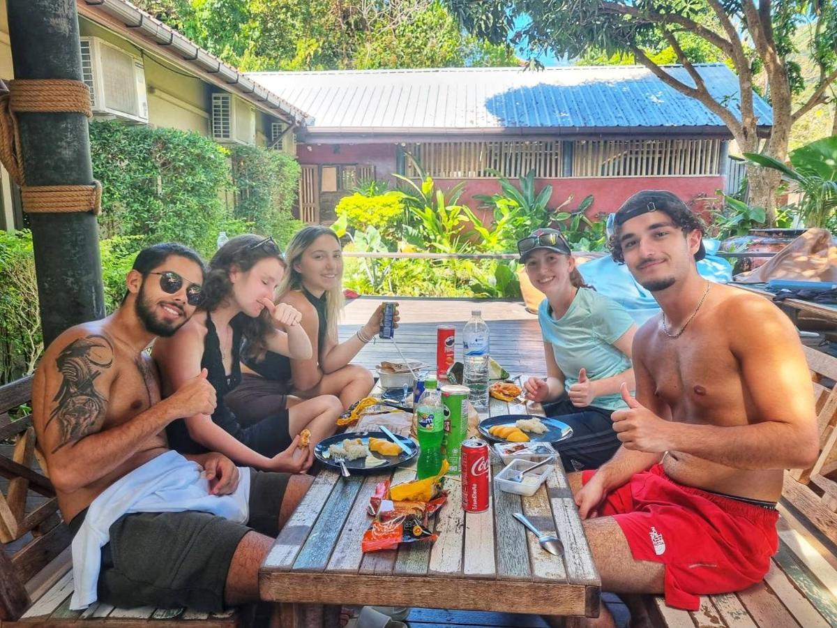 Aha Lanta Cozy Hostel Koh Lanta Exterior photo